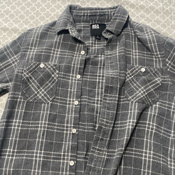 Men’s small flannel - Picture 1 of 2